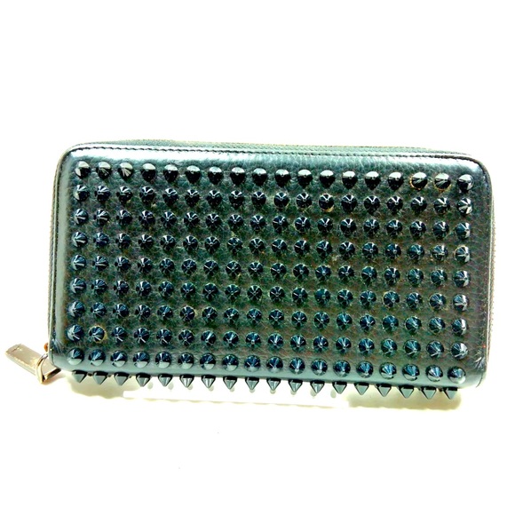 Christian Louboutin Panettone leather wallet Black calf leather with black studs - Picture 1 of 10